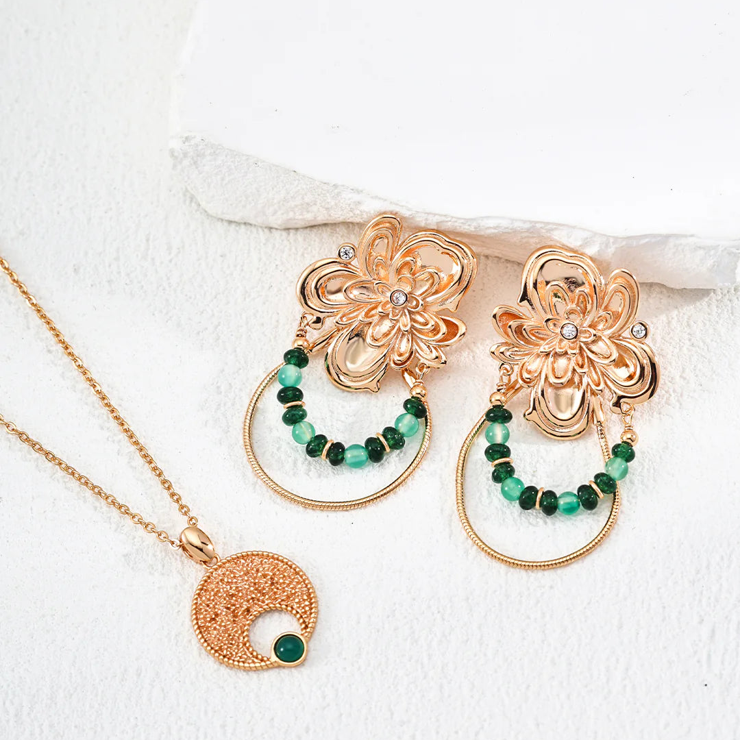 Retro Design Chalcedony Zircon Earrings