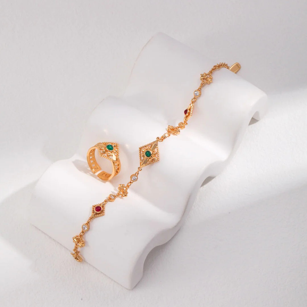 Vintage-Style Zircon Bracelet