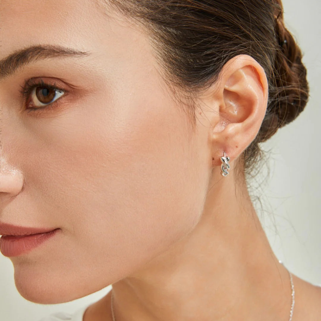 Minimalist Twisted Hoop Earrings