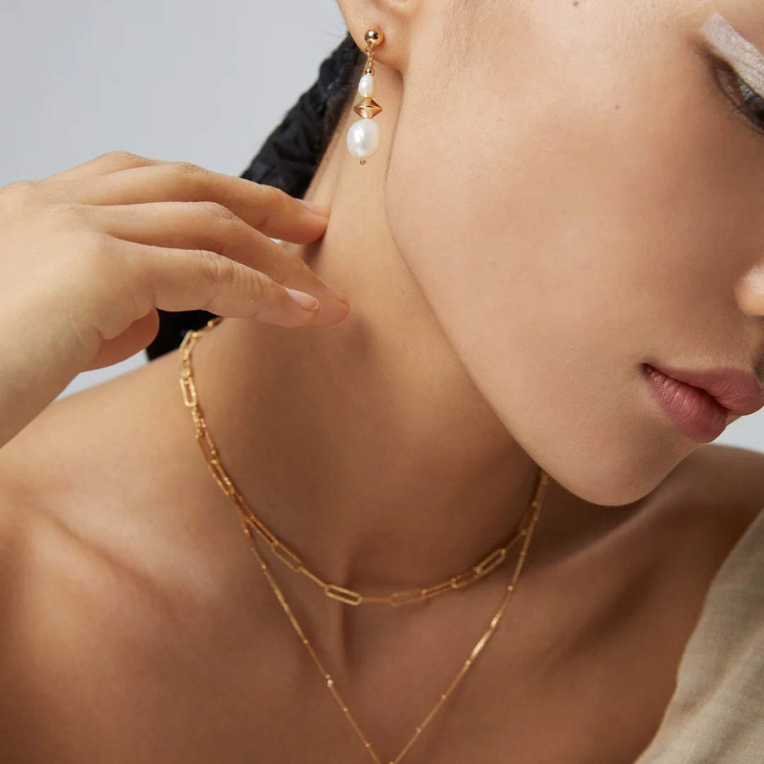 Vintage Large Pearl Pendant with Gold Chain Necklace
