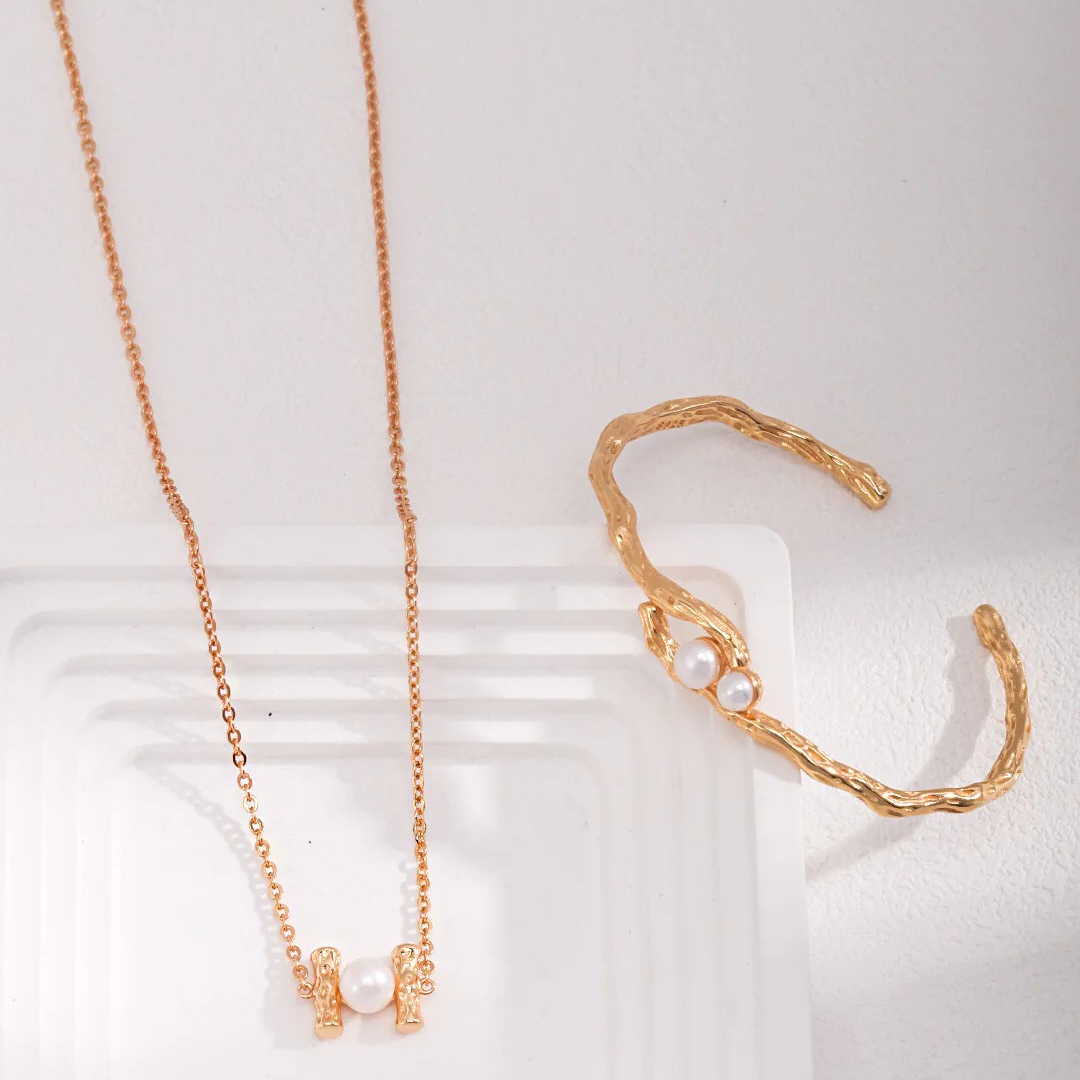 Floating Single Pearl Necklace