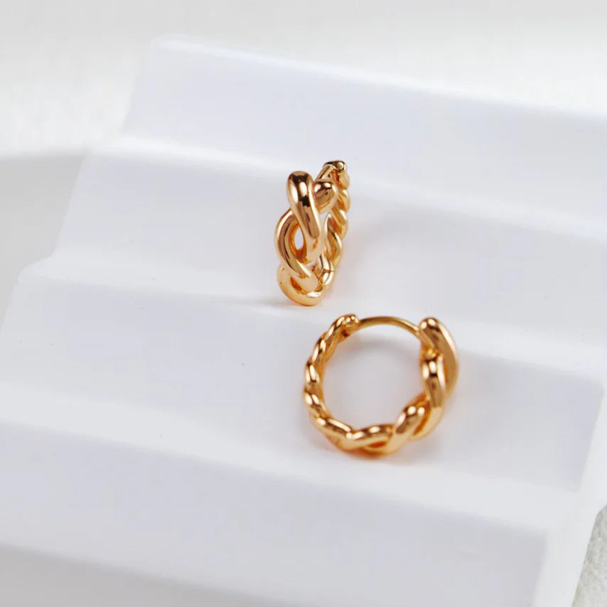 Minimalist Twisted Hoop Earrings