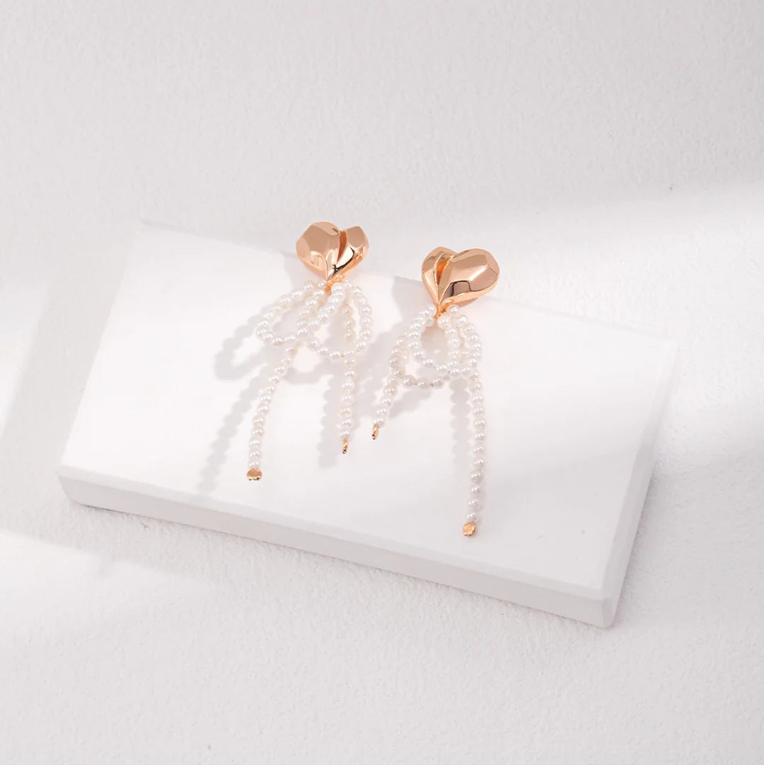 Heart Shell Dangle Earrings