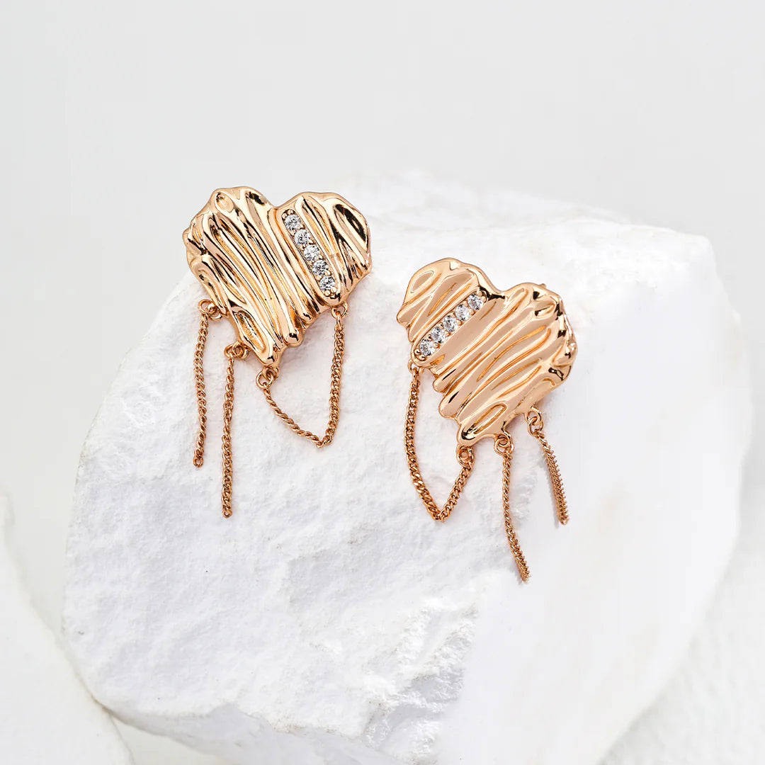 Simple Heart-Shaped Zircon Earrings