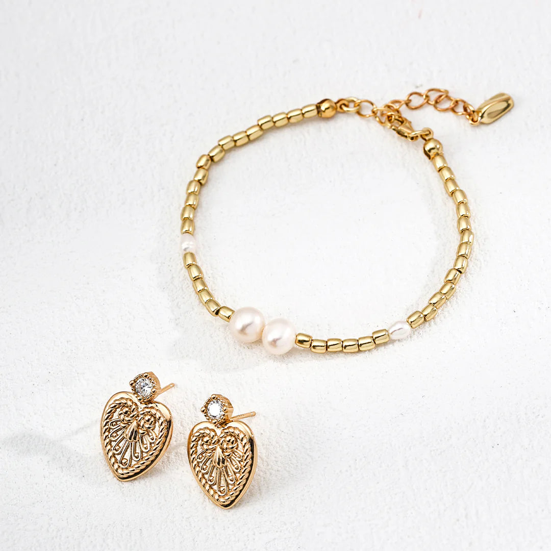 Heart Vintage-Inspired Zirconia Earrings