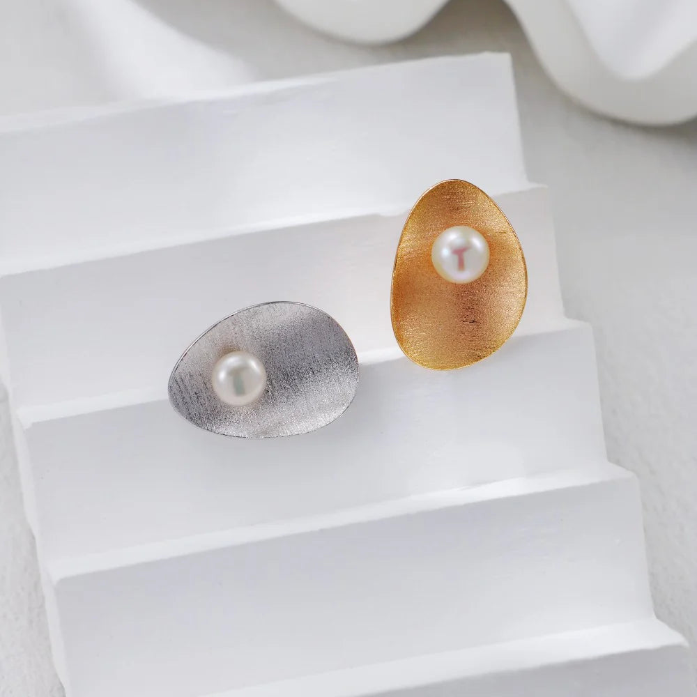 Brushed Pearl Ring