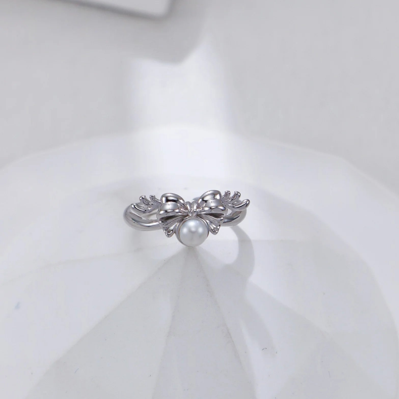 Christmas-Themed Pearl Ring