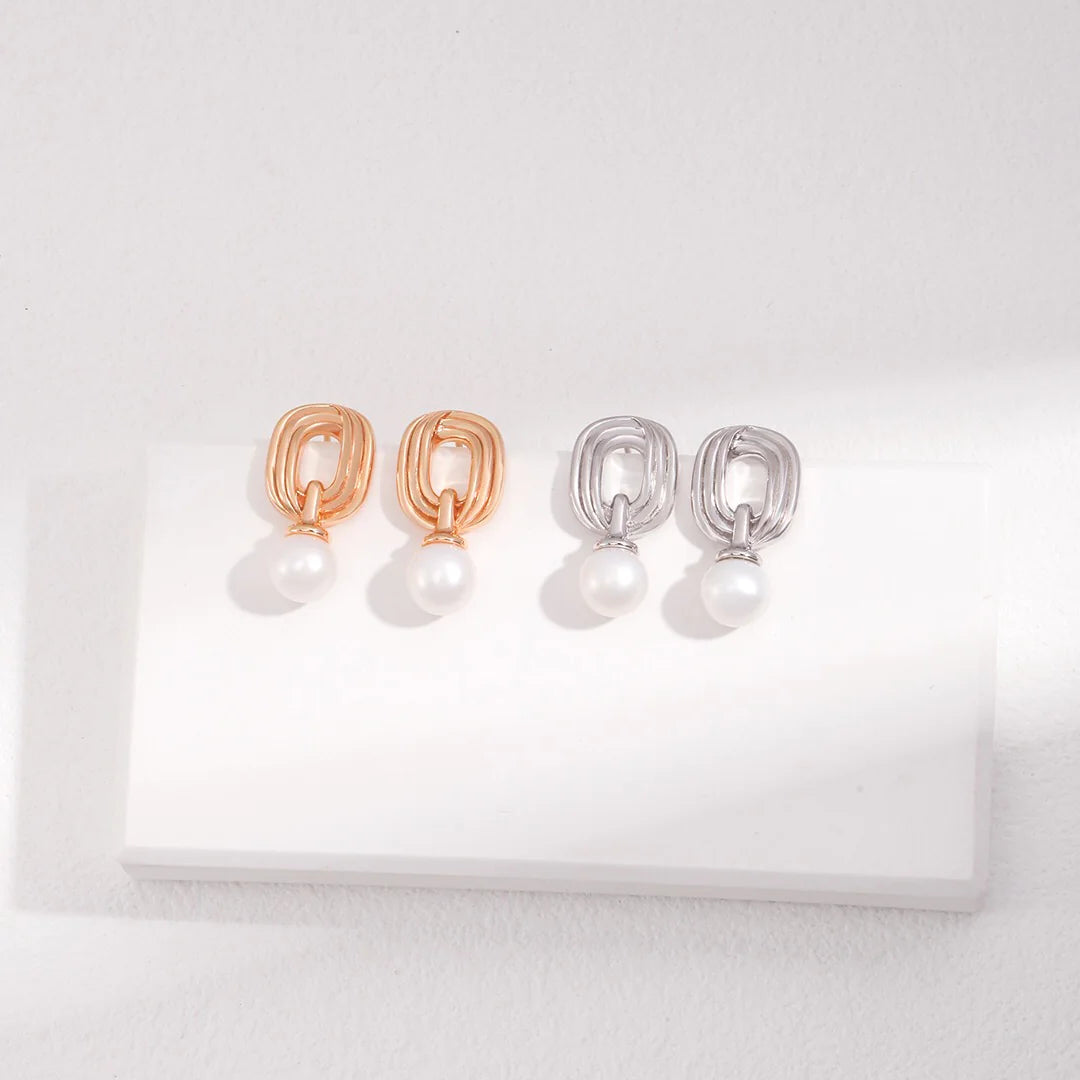 Mobius Freshwater Pearl Dangle Earrings