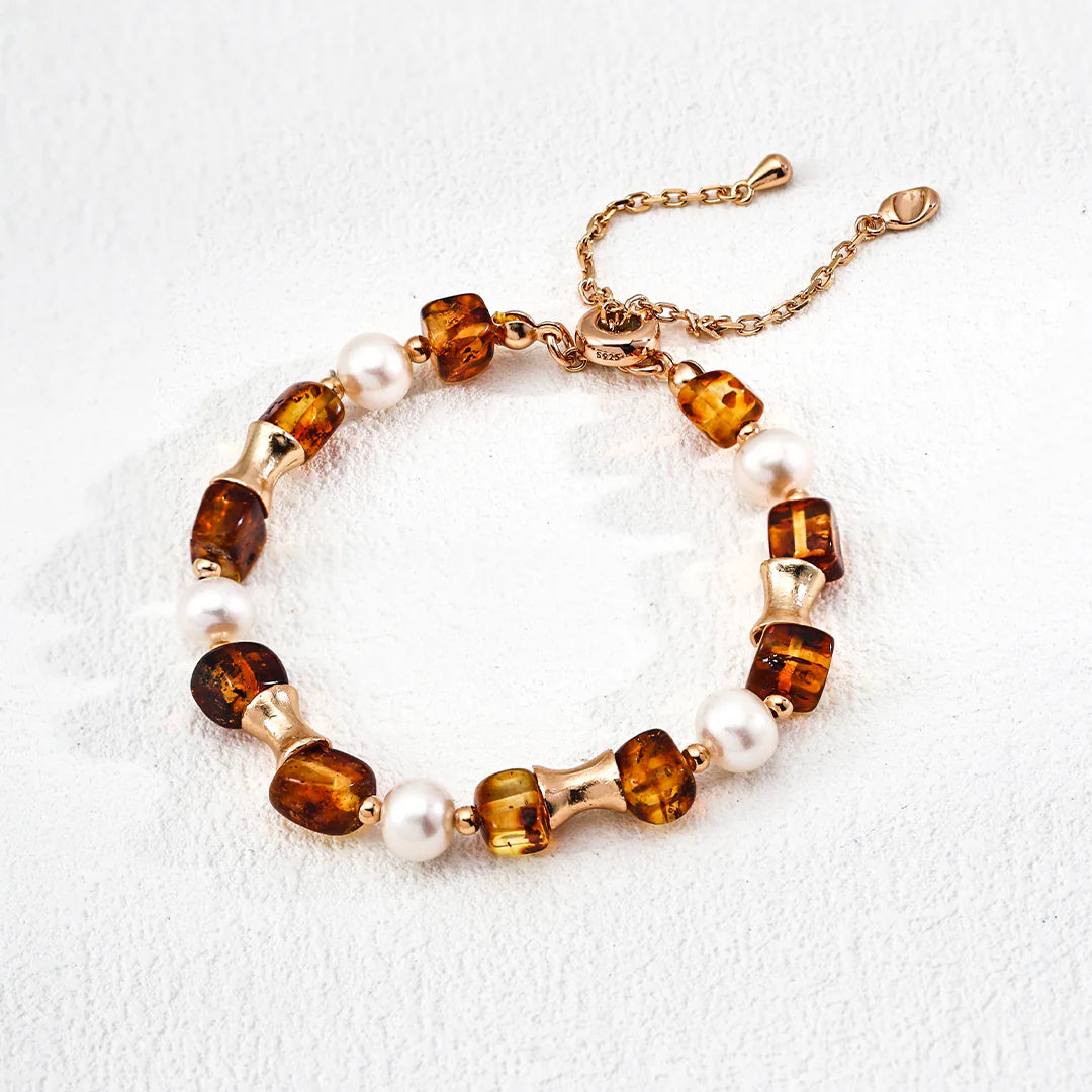 Vintage Natural Pearl Flower Amber Bracelet