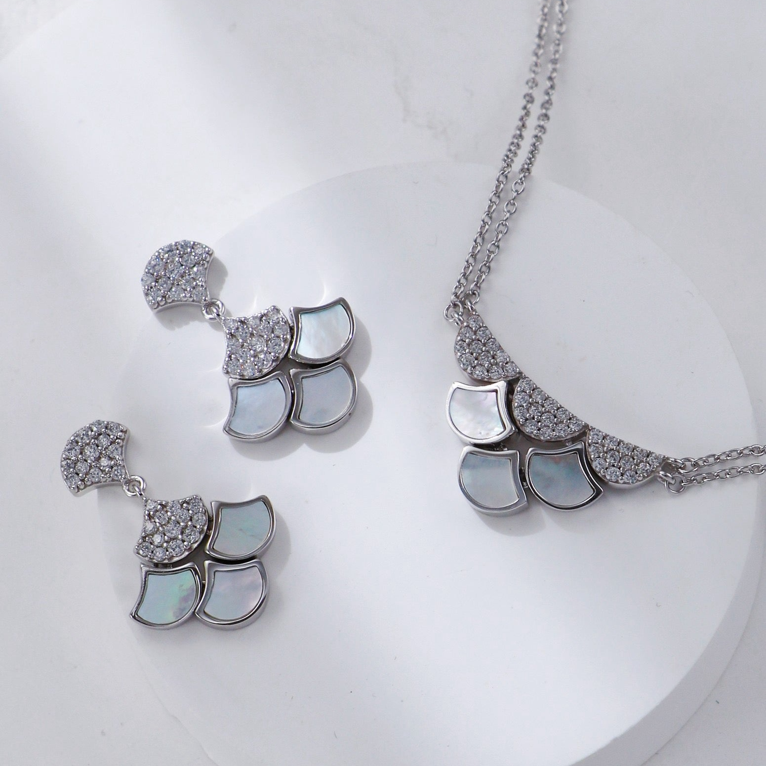 White Shell Zircon Double-Layer Necklace