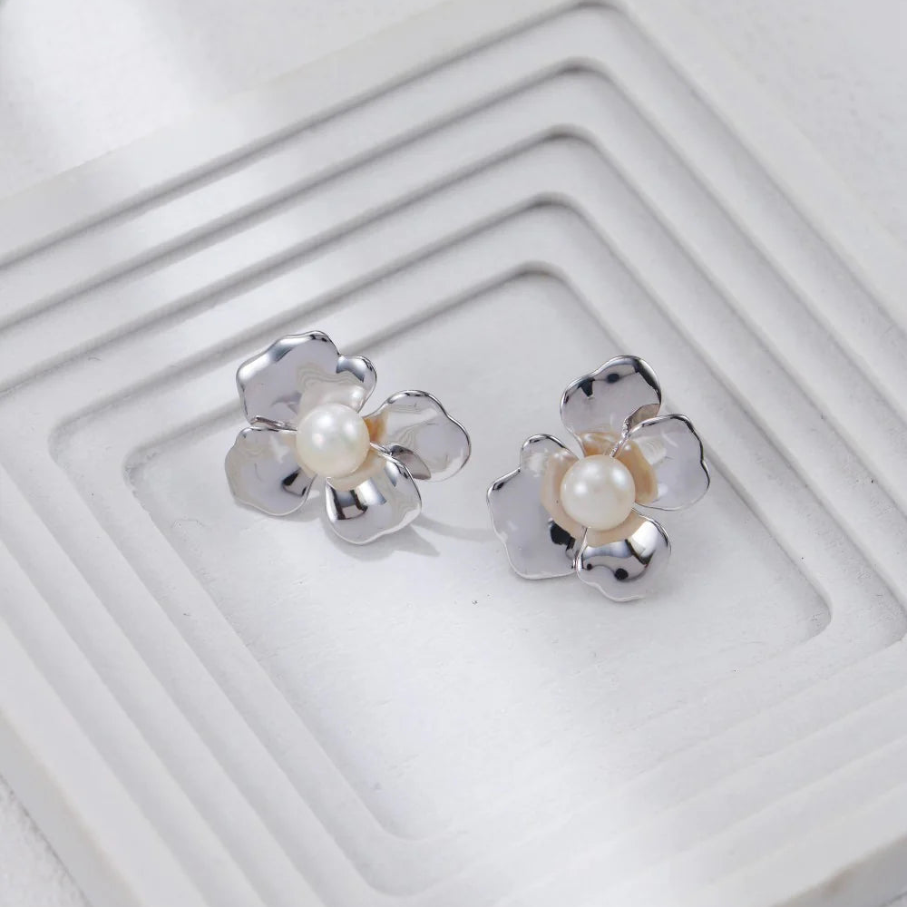Metal Petal Pearl Earrings