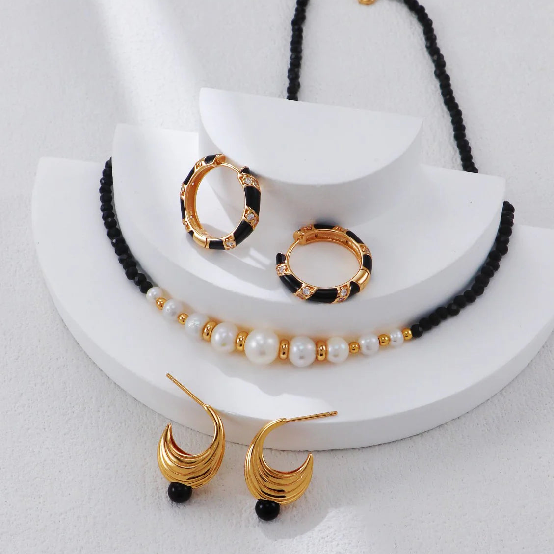 Gold Bead Black Spinel Pearl Necklace