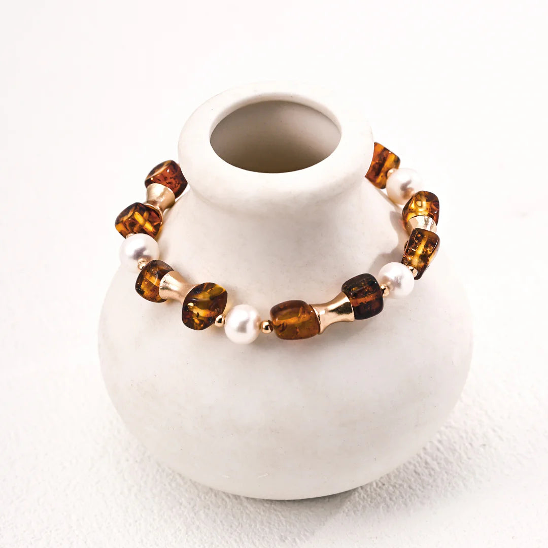 Vintage Natural Pearl Flower Amber Bracelet