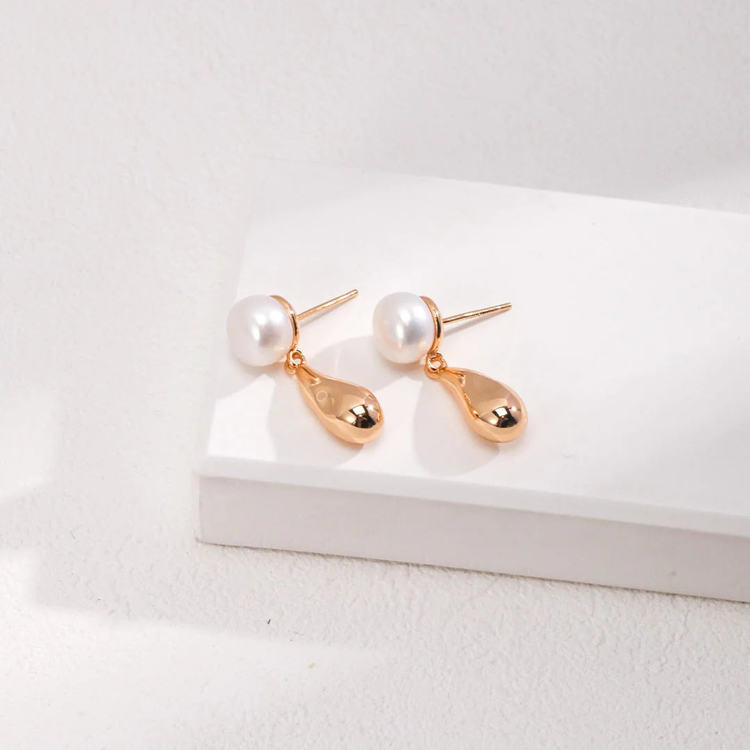 Dainty Raindrop Earrings