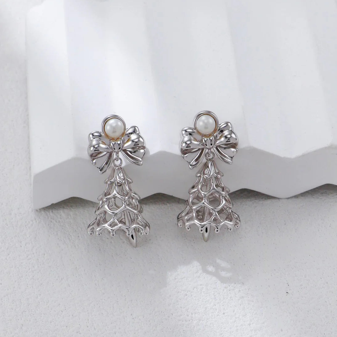 Christmas-Themed Pearl Earrings