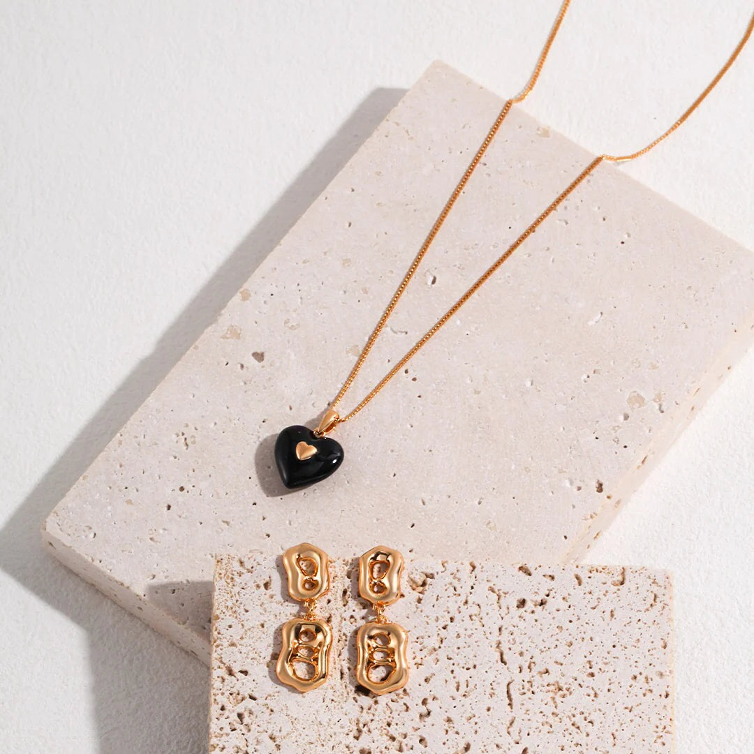 Black Drip Glaze Heart Pendant Necklace