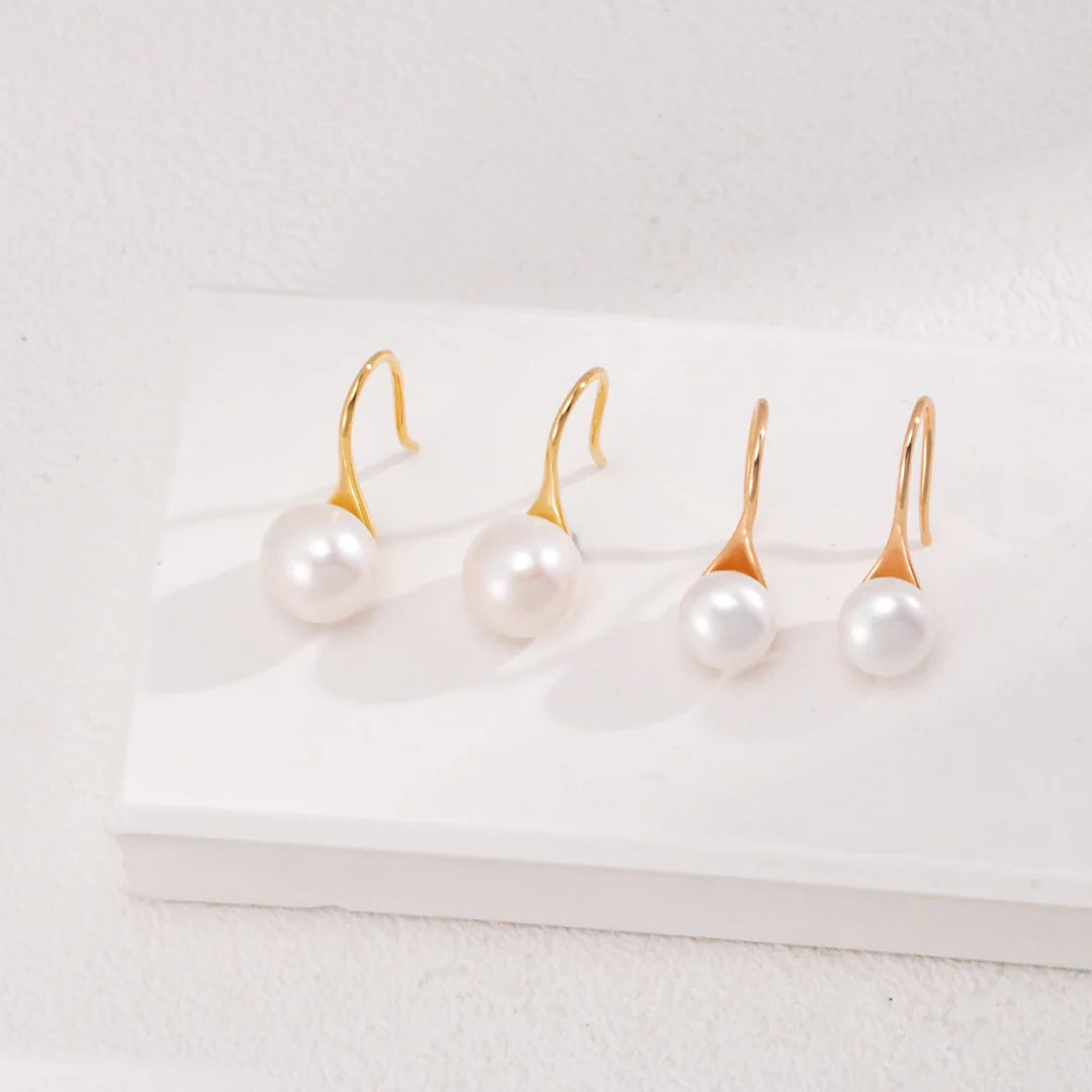 Classic High-Heeled Pearl Dangle Earrings