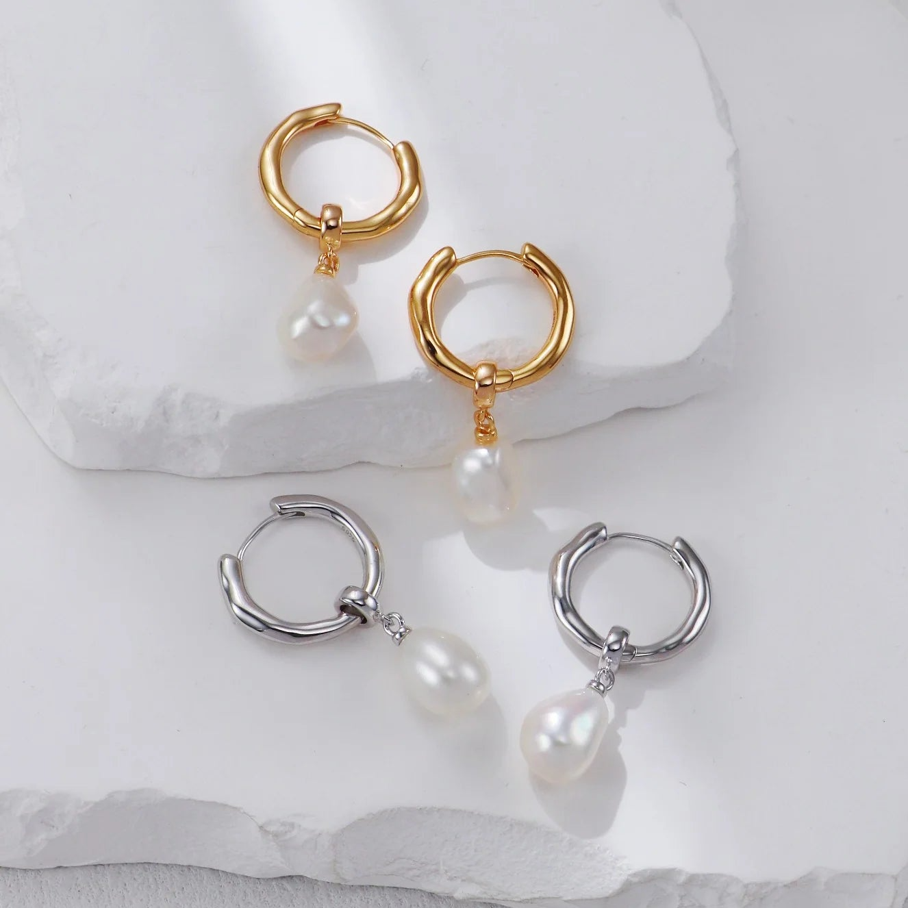 Teardrop-Shaped Baroque Earrings