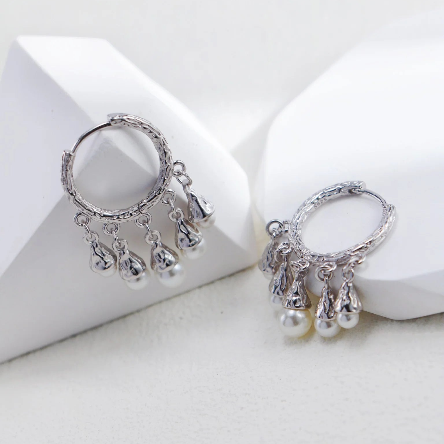 Minimalist Shell Beads Earrings