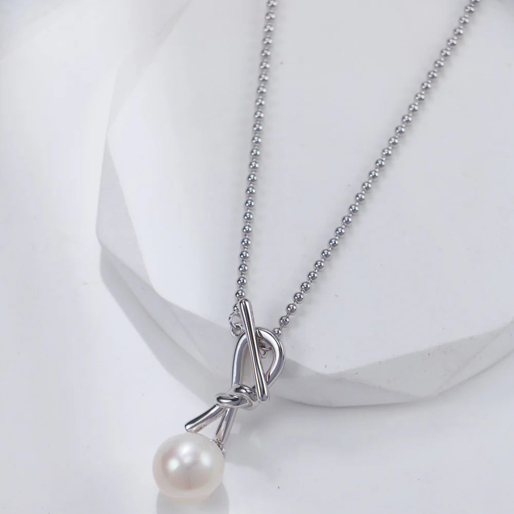 Ruyi Knot Pearl Necklace