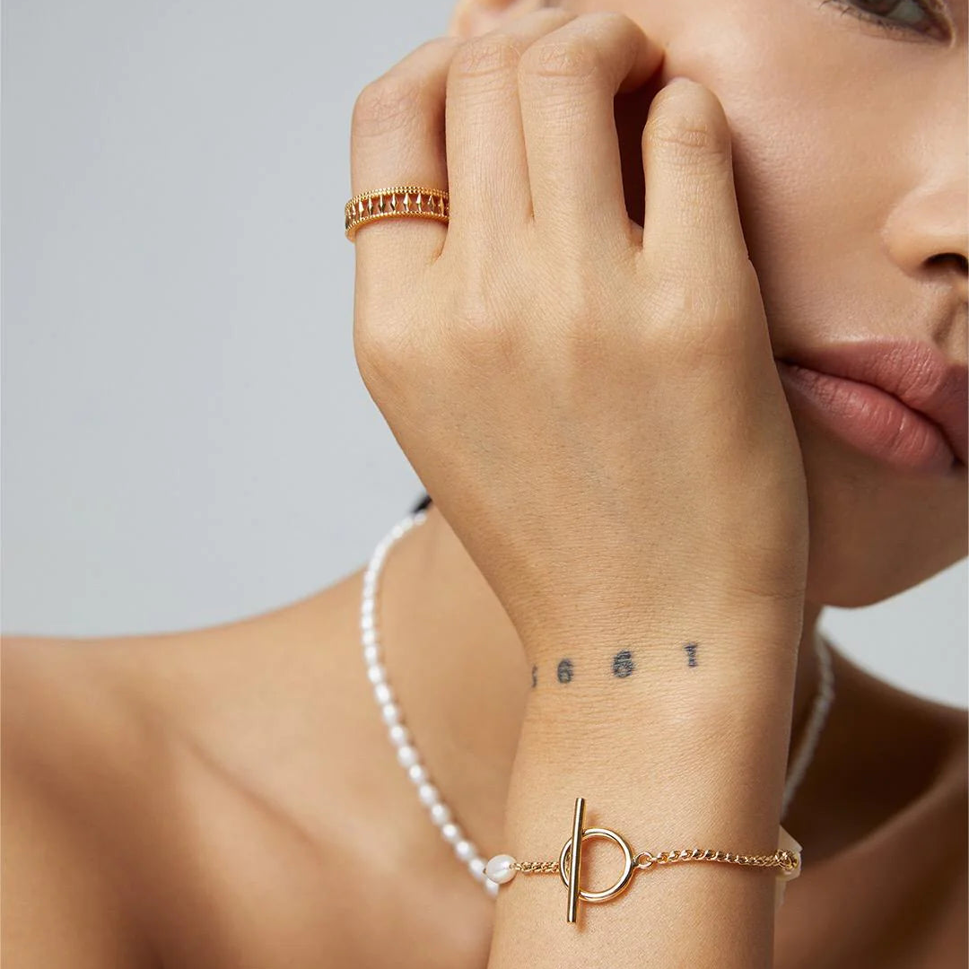 Minialist Style Hollow Ring