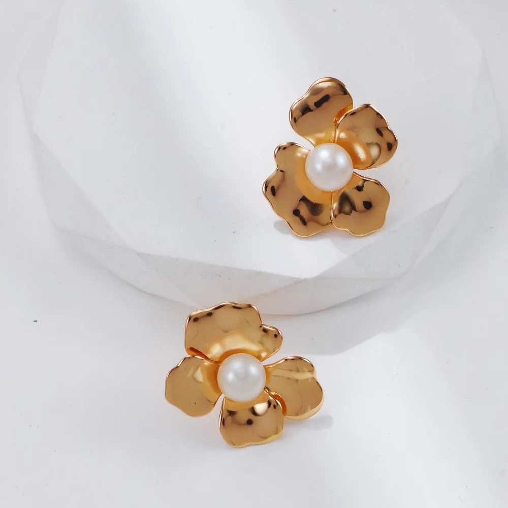 Metal Petal Pearl Earrings