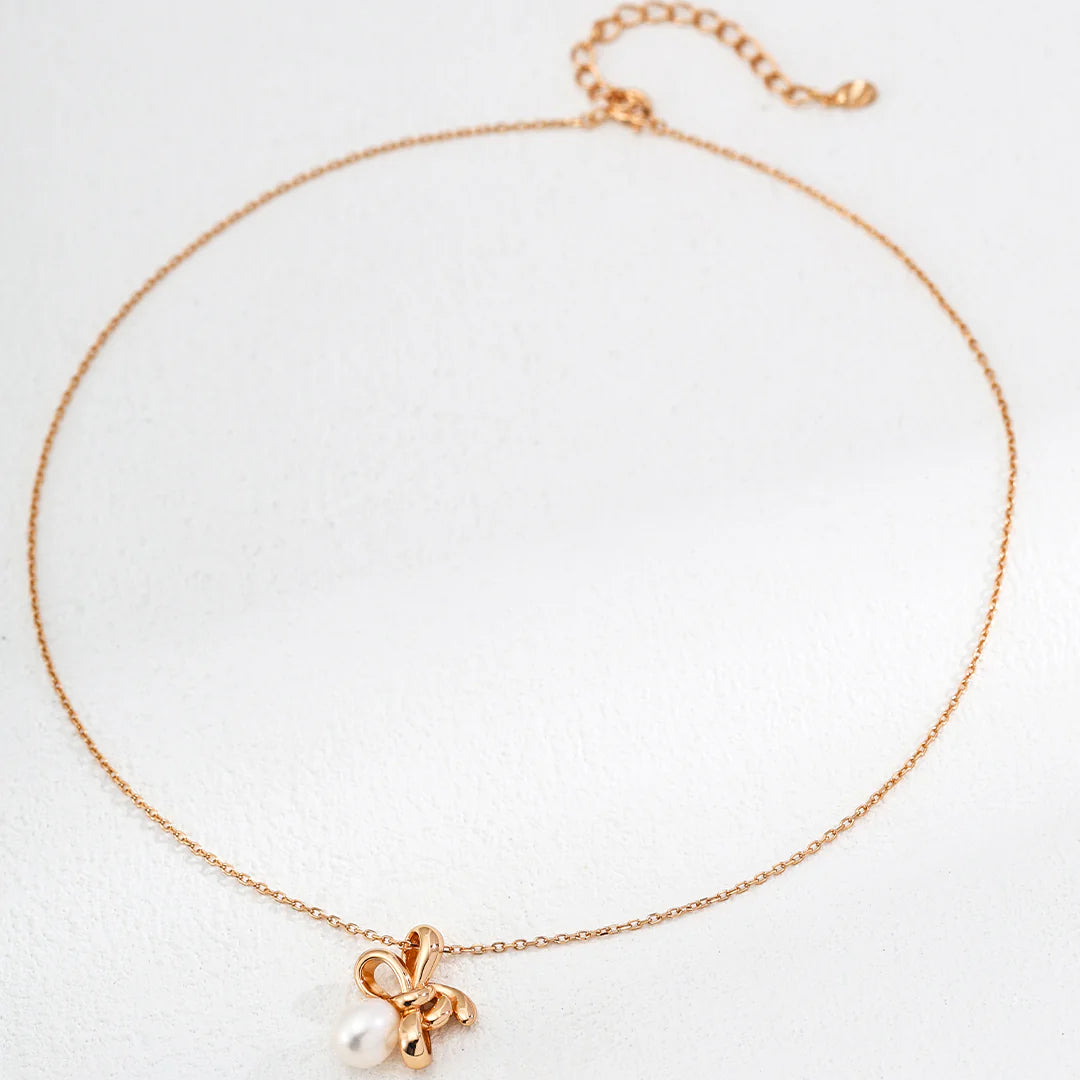 Natural Pearl Designer Pendant Necklace