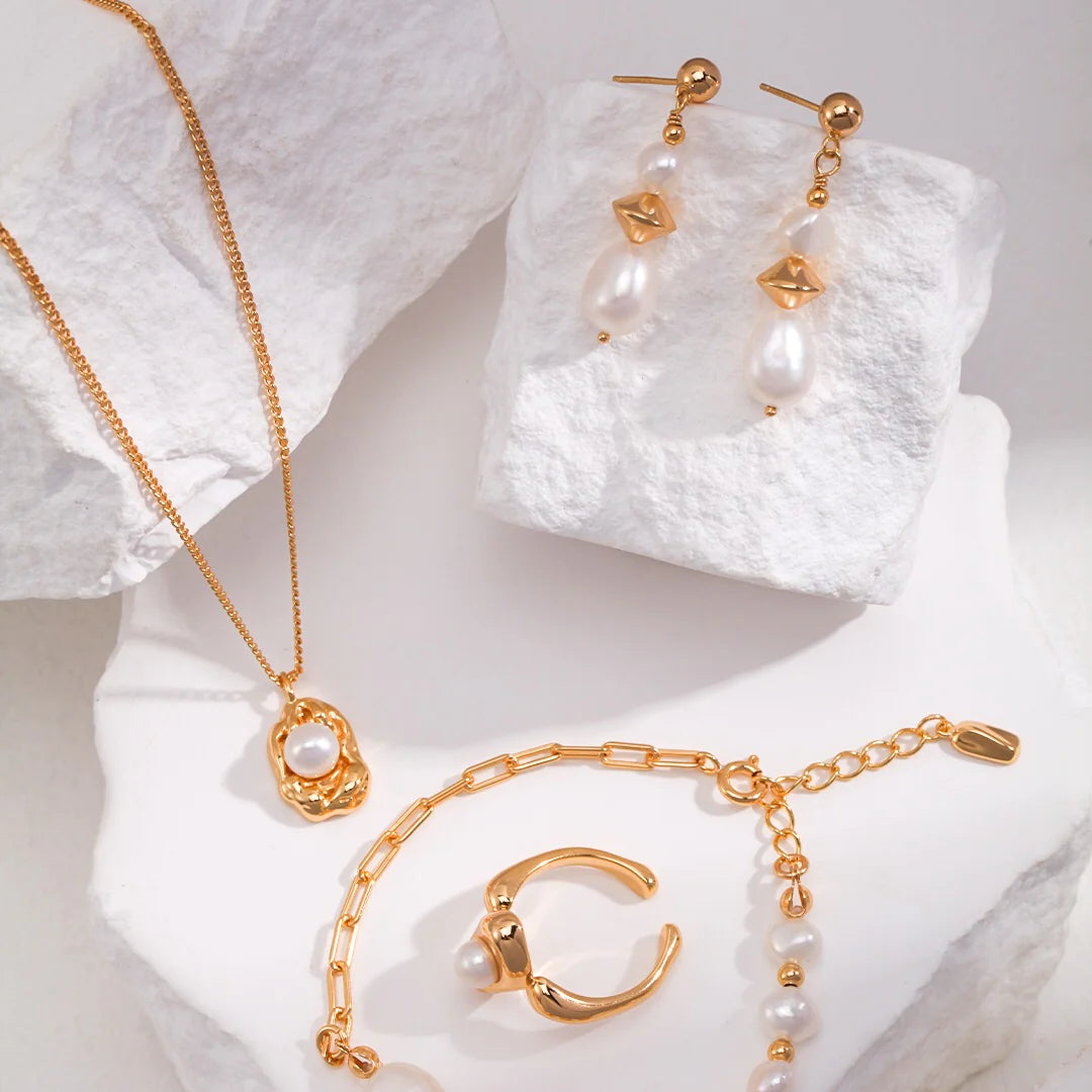 Natural Potatoe Baroque Pearl Earrings