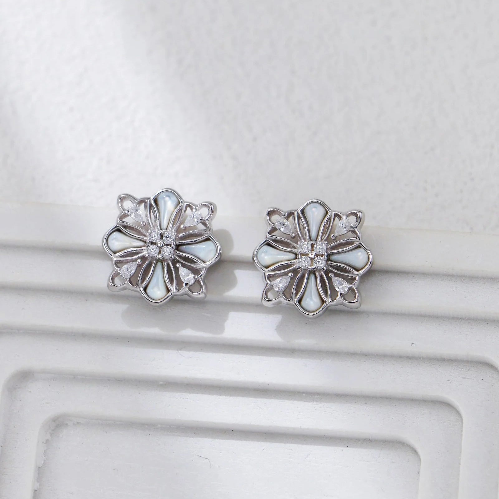 White Shell Starburst Zircon Stud Earrings