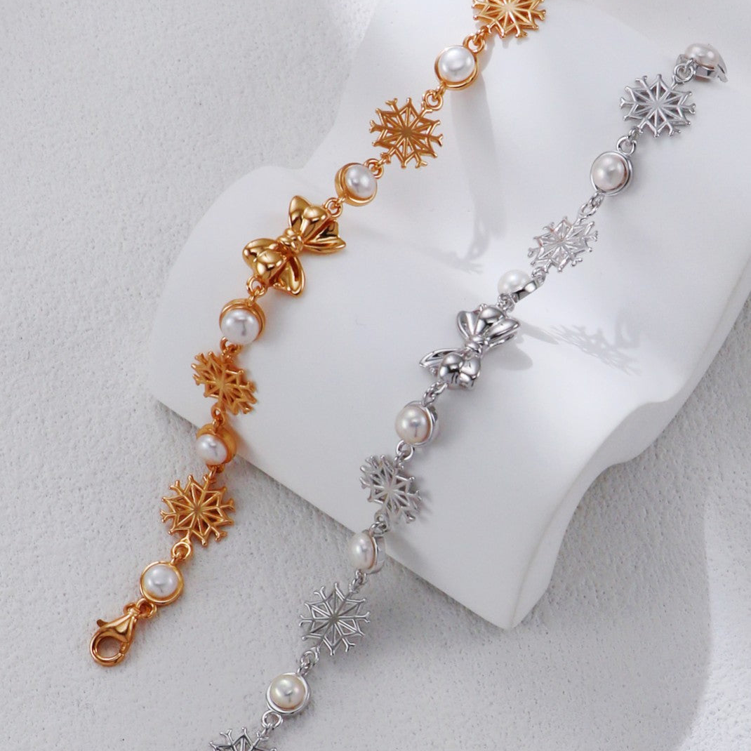 Christmas-Themed Pearl Bracelet