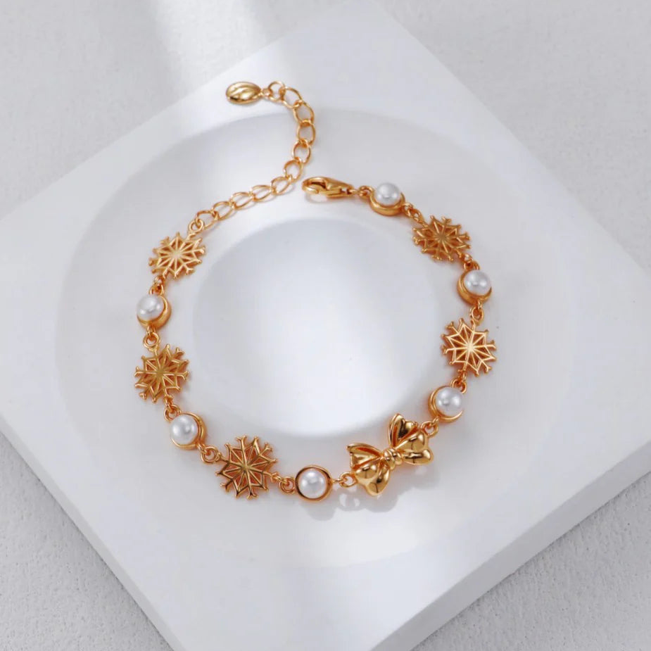 Christmas-Themed Pearl Bracelet