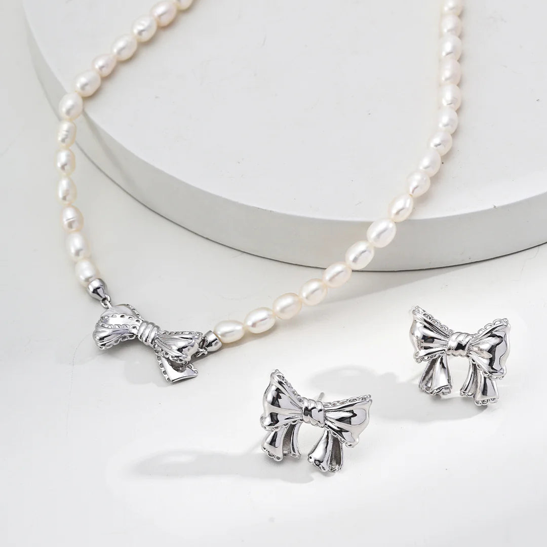 Vintage Bow Earrings