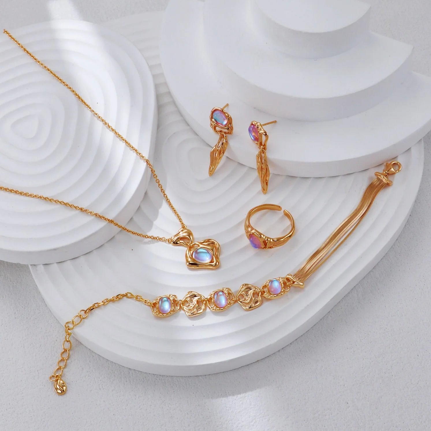 Retro Moonstone Necklace
