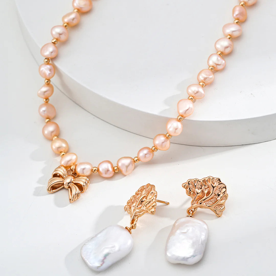 Champagne Gold Pearl Bow Necklace
