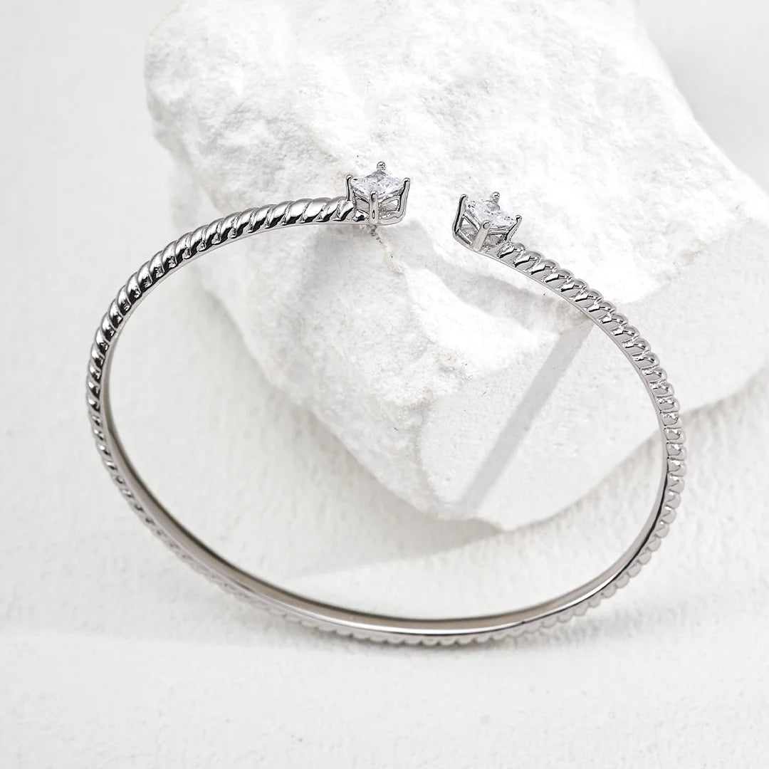 Adjustable Zirconia Bracelet