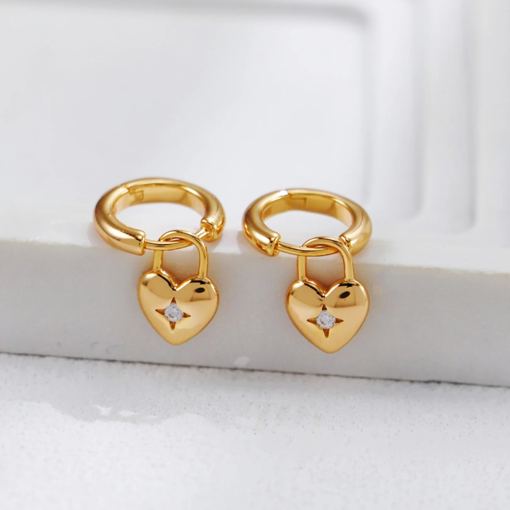 Heart-Shaped Zirconia Earrings