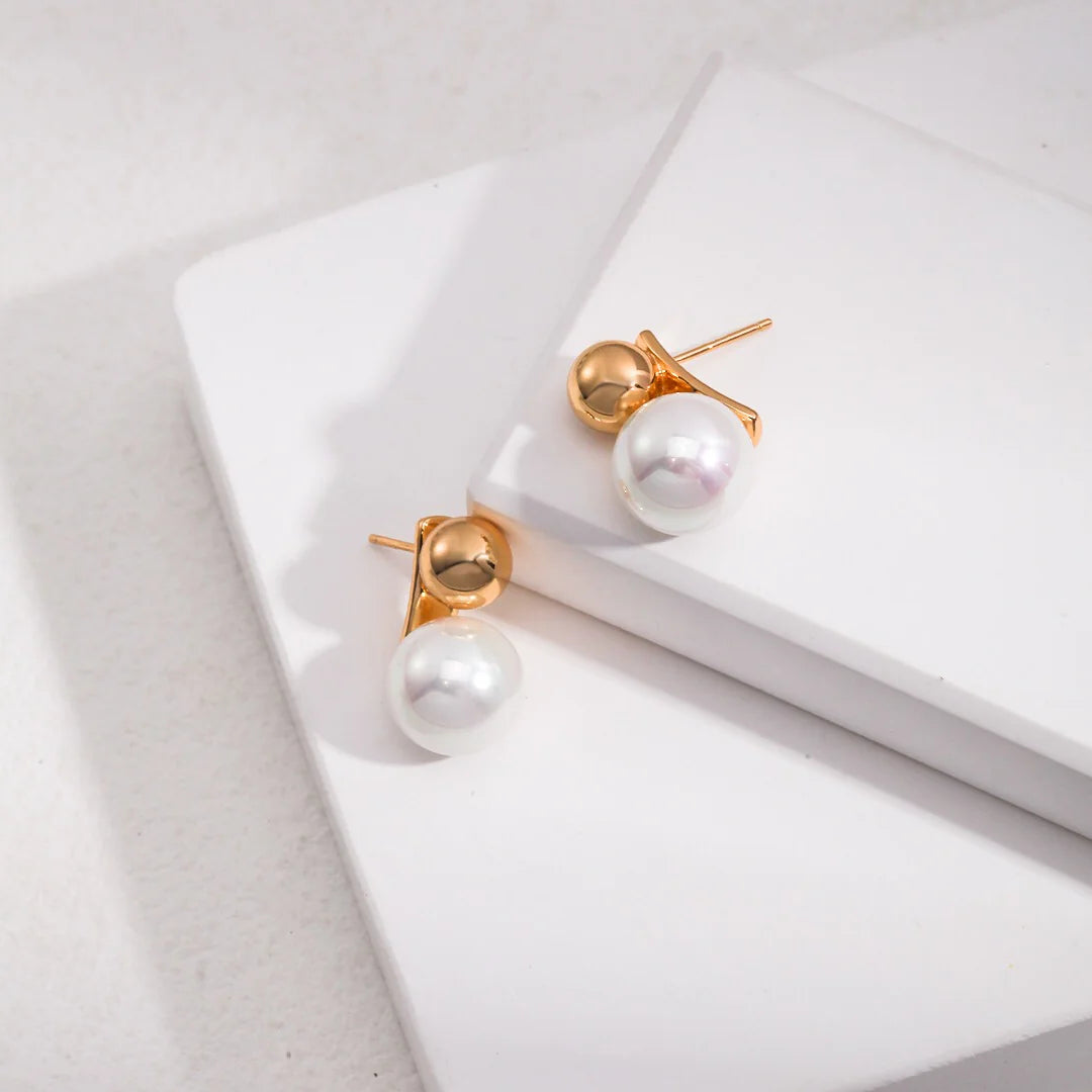 Simple Elegant Pearl Drop Earrings