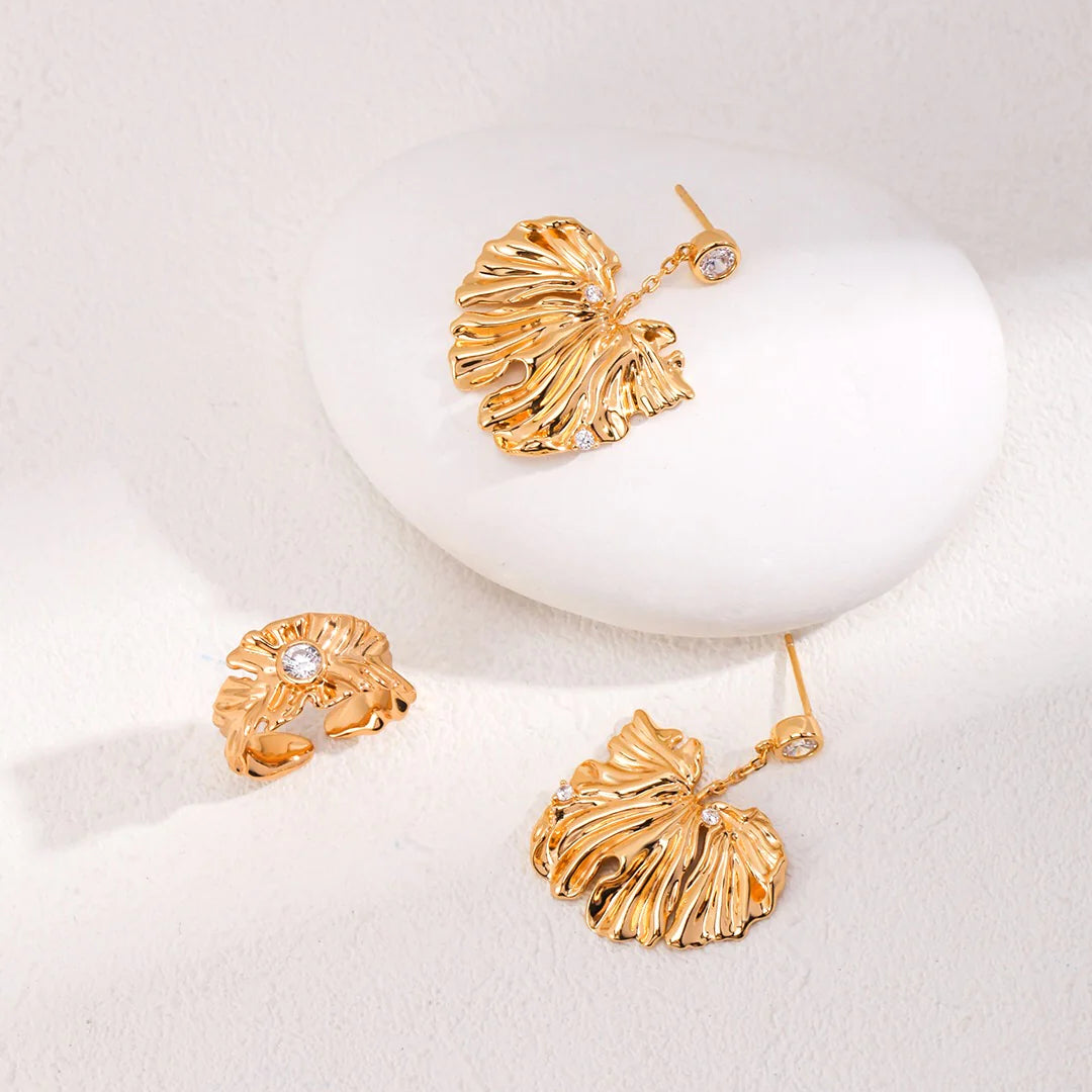 Leaf Zircon Band Open Ring