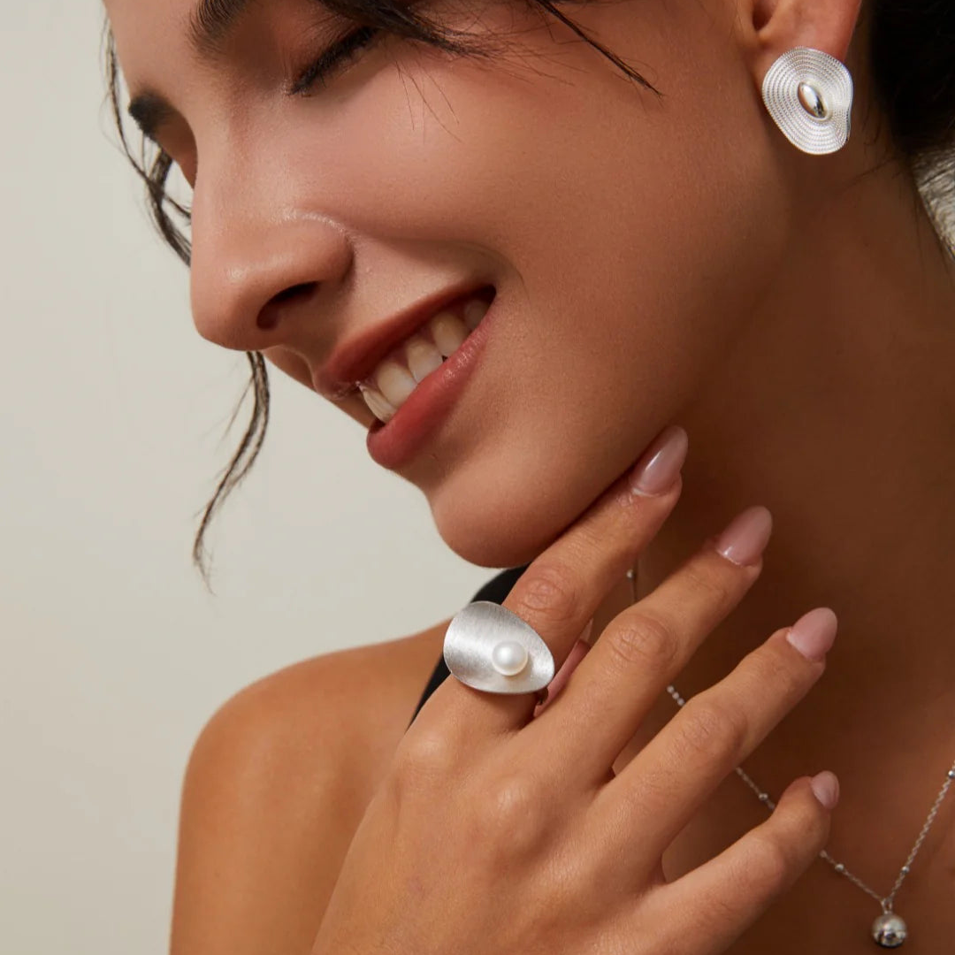 Brushed Pearl Ring