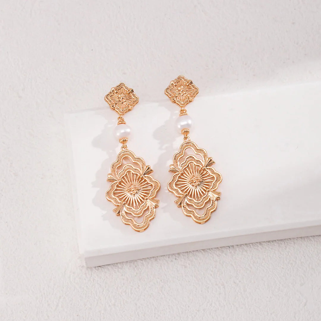Vintage Style Pearl Pendant Earrings