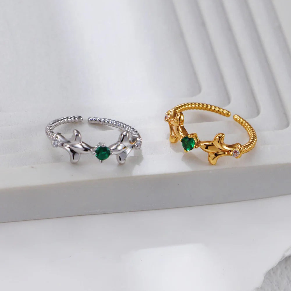 Fashionable Green Zirconia Ring