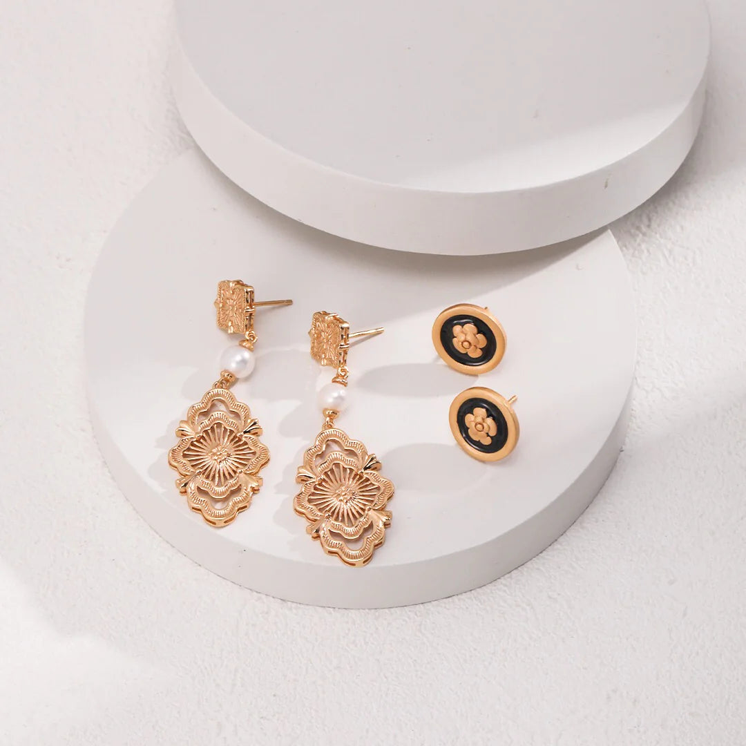 Vintage Style Pearl Pendant Earrings