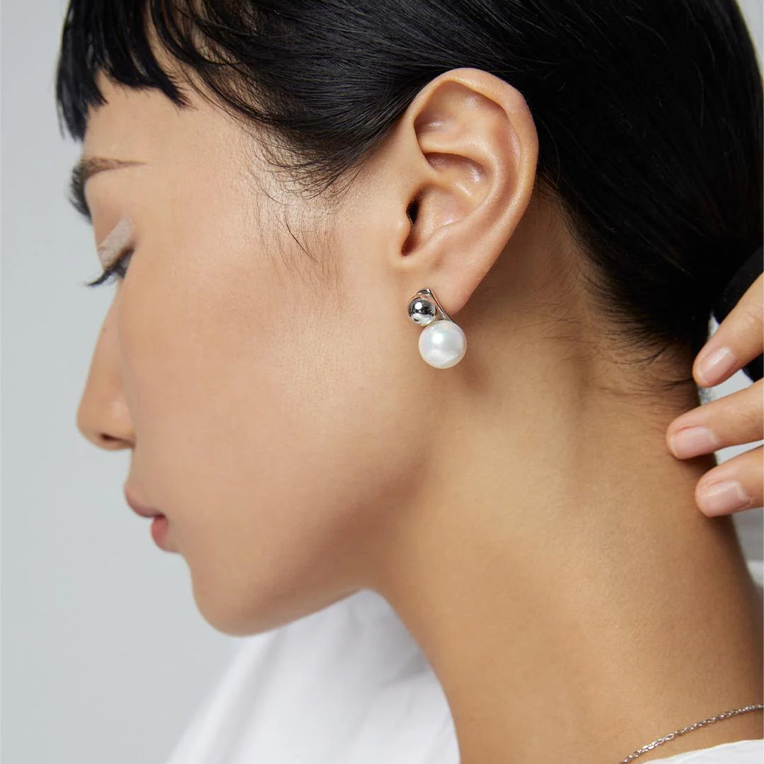 Simple Elegant Pearl Drop Earrings