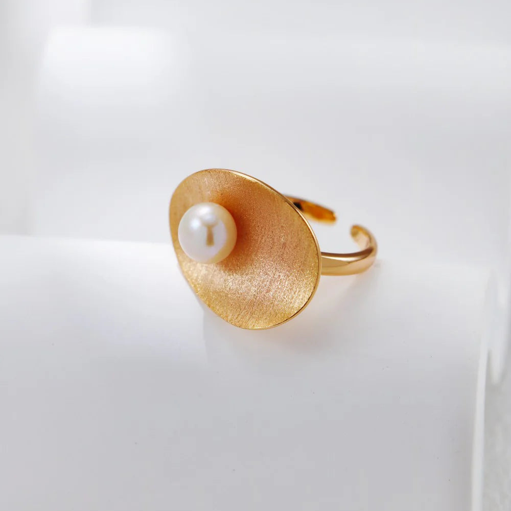 Brushed Pearl Ring