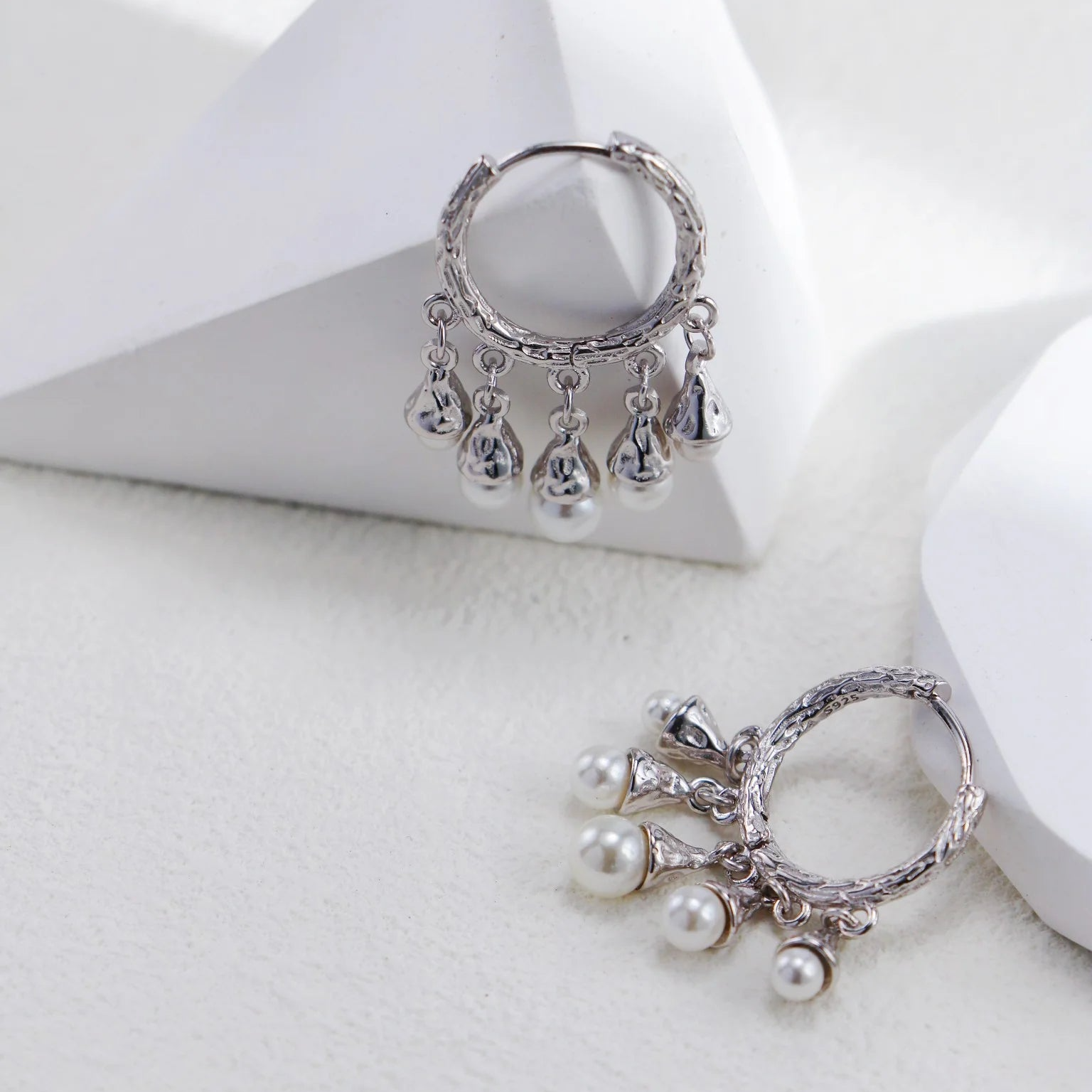 Minimalist Shell Beads Earrings