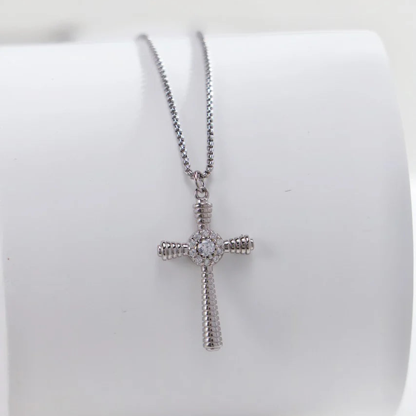 Fashion Cross Pendant Necklace with Zircon