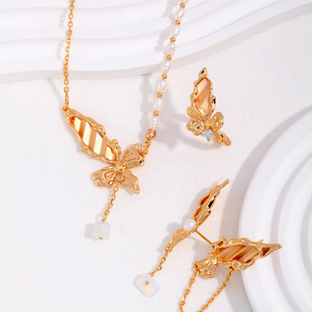 Butterfly Pearl Necklace