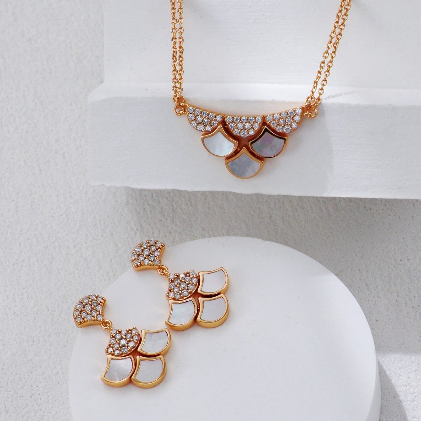 White Shell Zircon Double-Layer Necklace