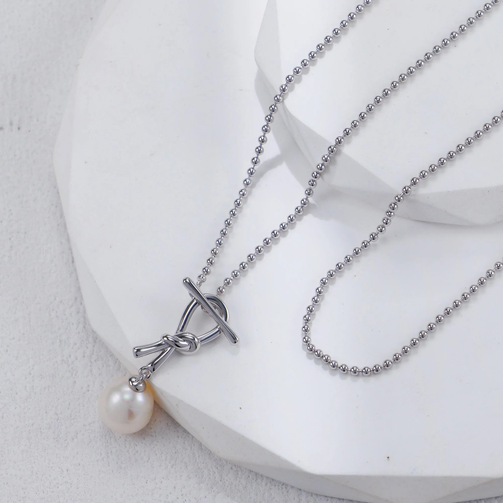 Ruyi Knot Pearl Necklace