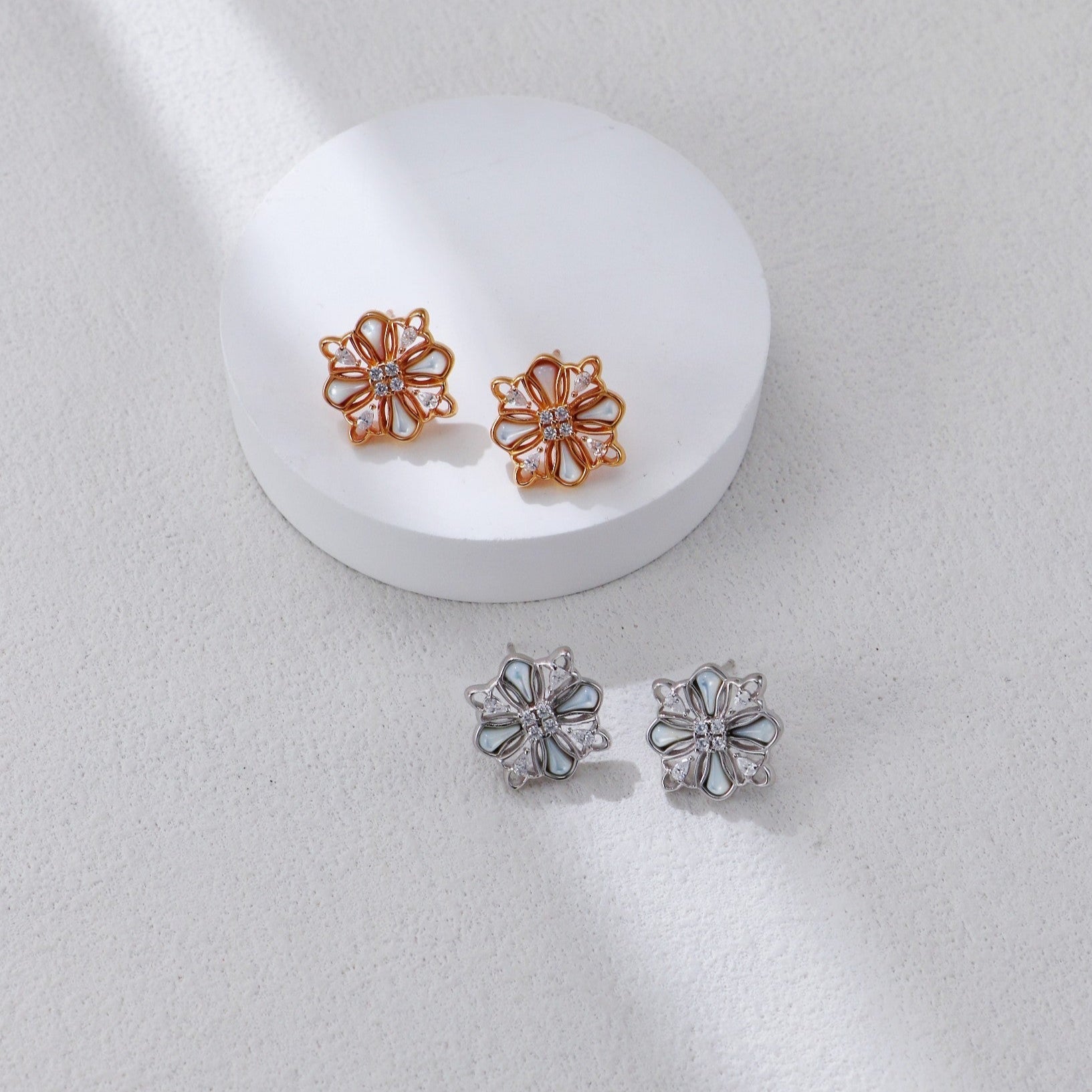 White Shell Starburst Zircon Stud Earrings